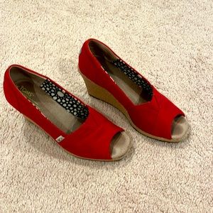 Gently worn, red Toms Wedges, size 9